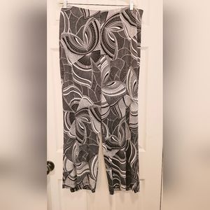 Chico's Travelers Black & White Wide Leg Pants